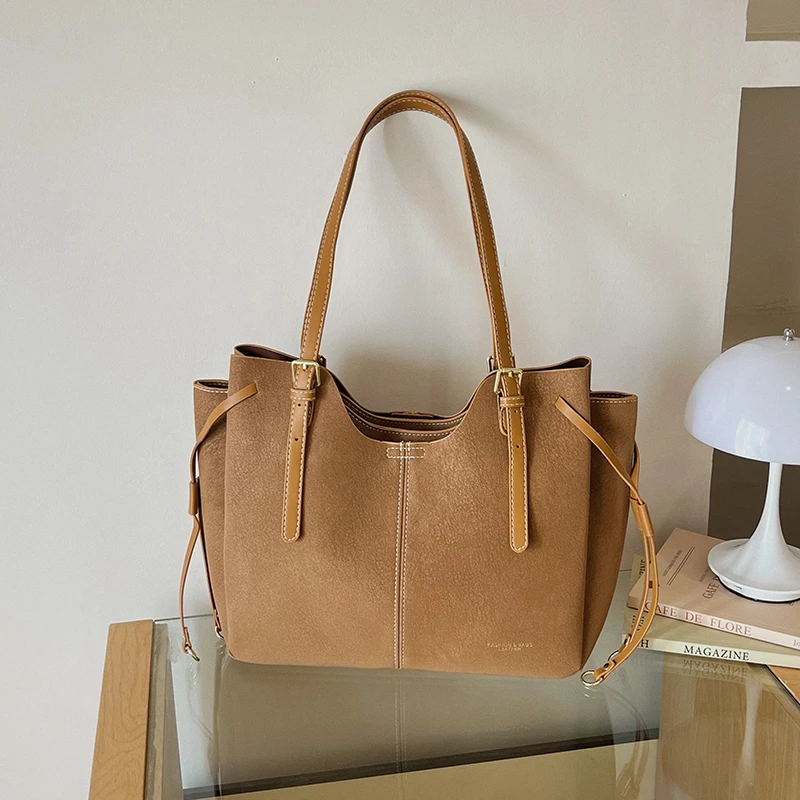 Bolsa Tote de Luxo com Franjas - Leatherwork Designs avaliação e preço
